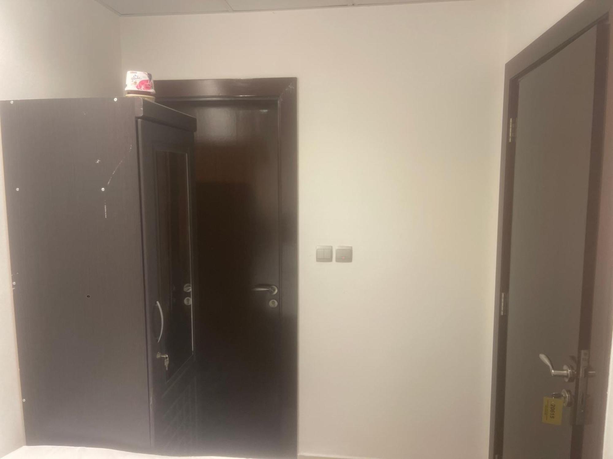 Four Stars Hostel Dubai Ngoại thất bức ảnh