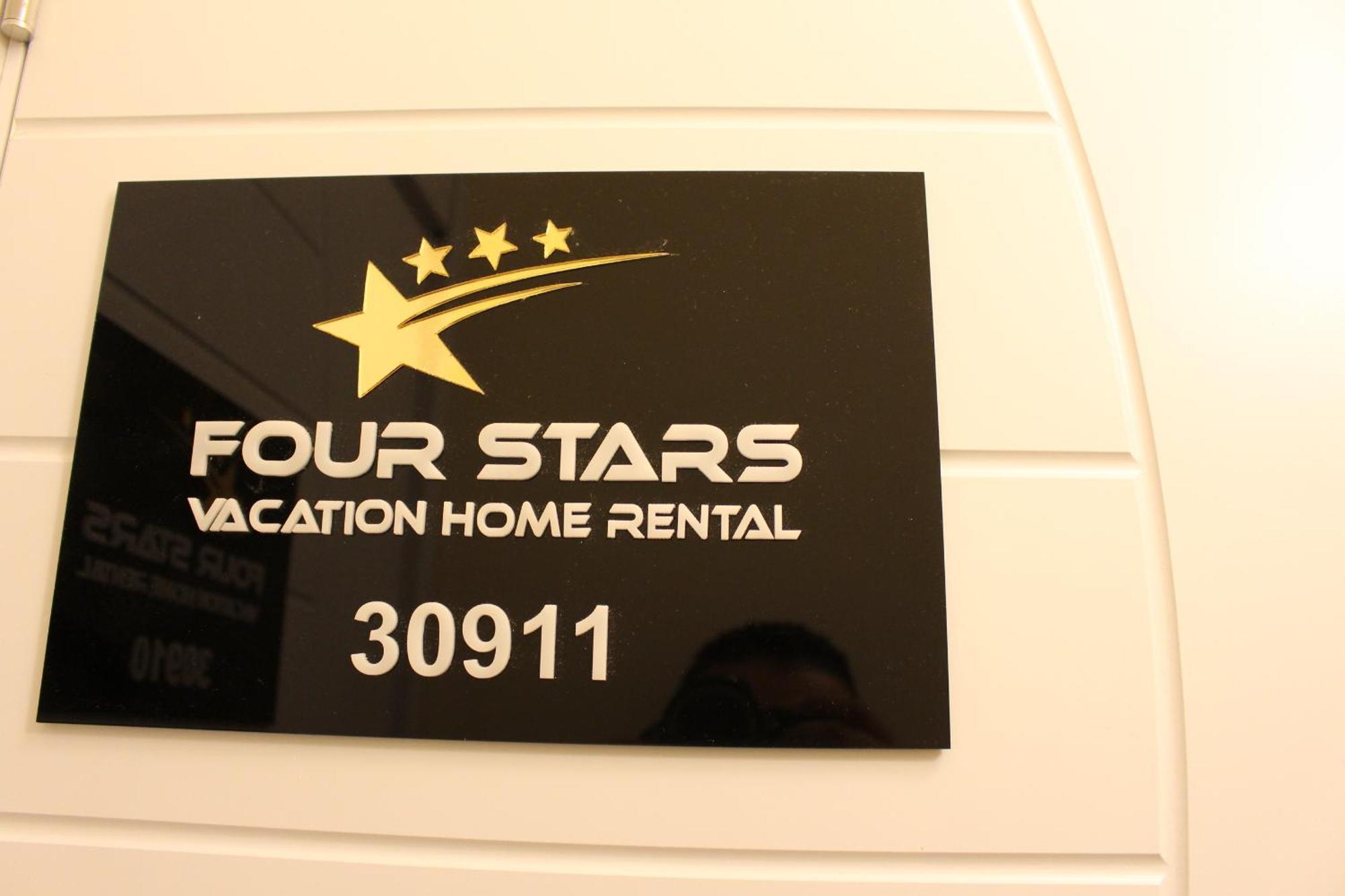 Four Stars Hostel Dubai Ngoại thất bức ảnh